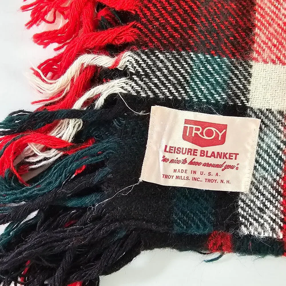 Vintage Troy Leisure Blanket lap robe throw black red green white 51x57 fringed